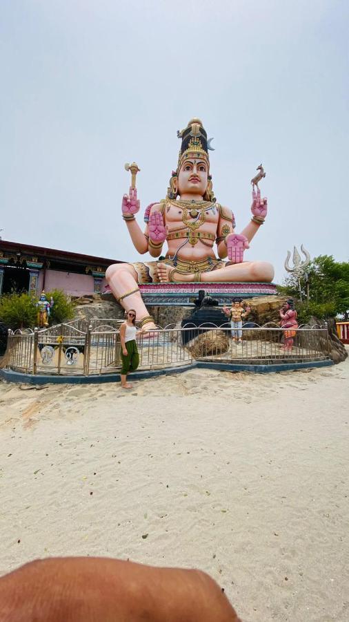 Akki'S Hostel Trincomalee Exterior photo