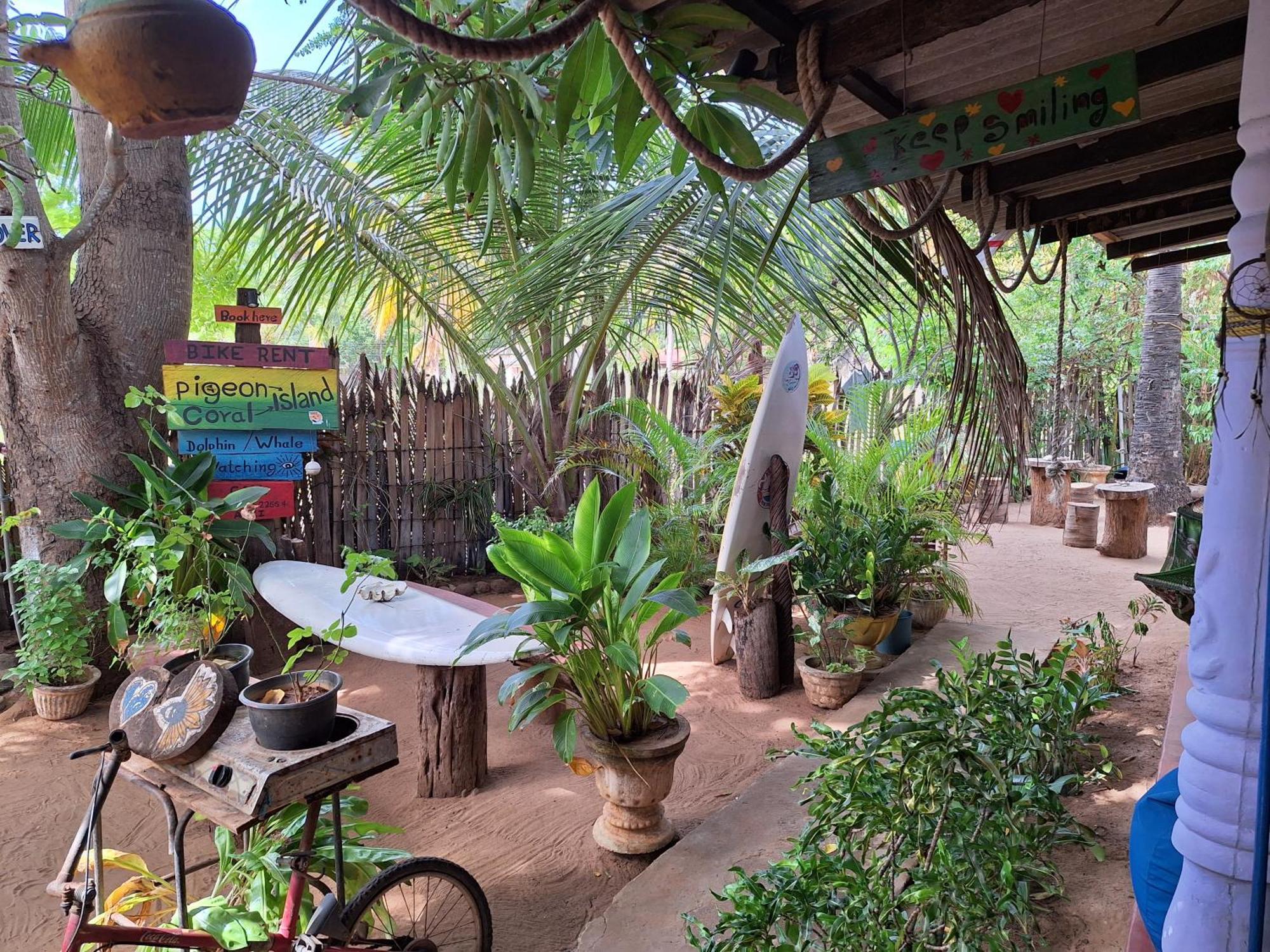 Akki'S Hostel Trincomalee Exterior photo